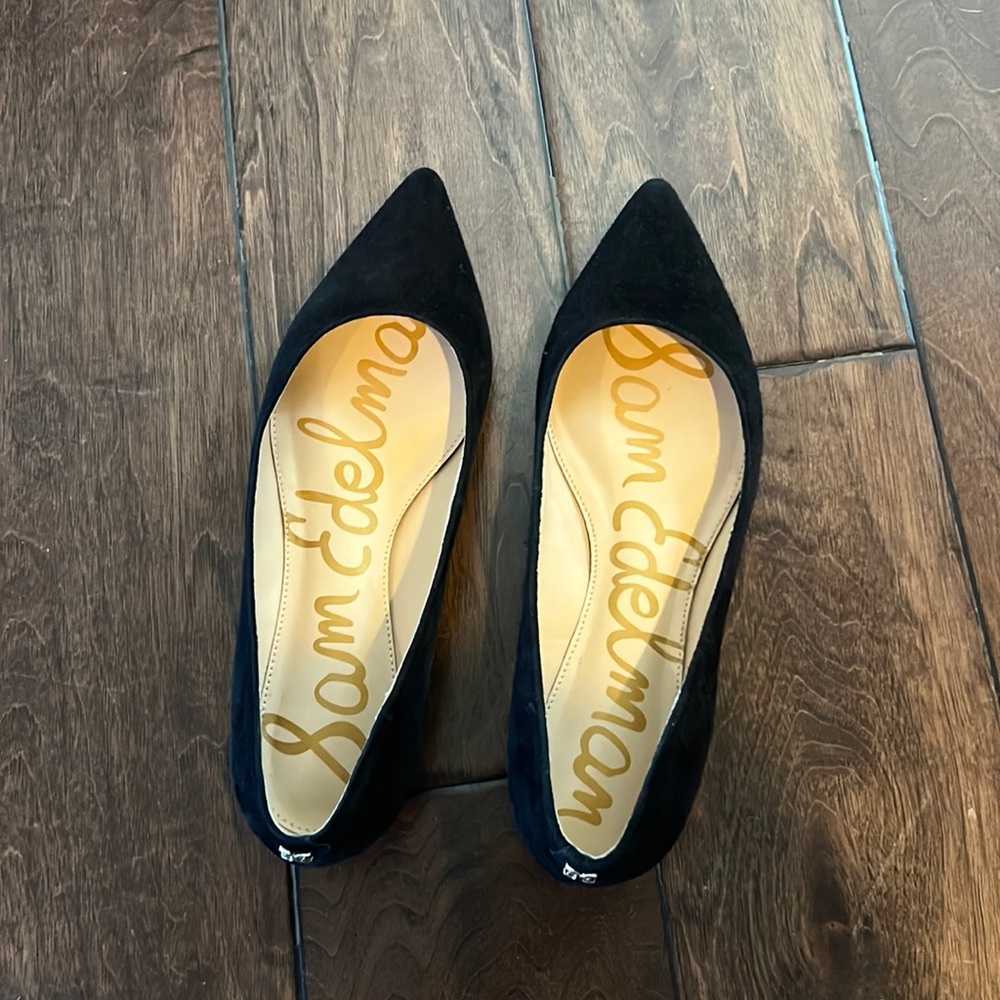 Black flats